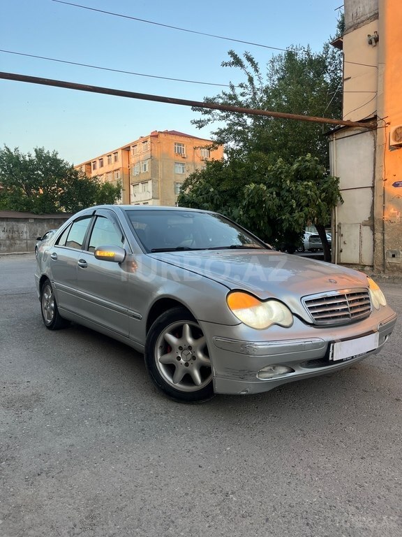 Mercedes C 320 4MATIC