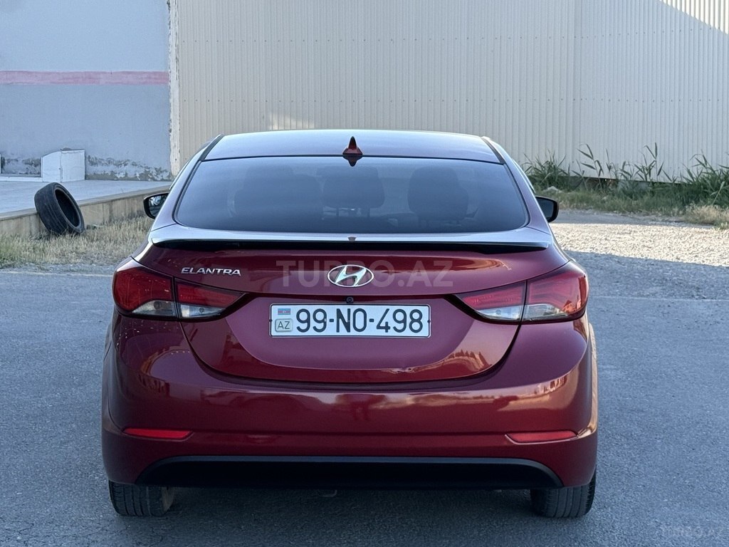 Hyundai Elantra