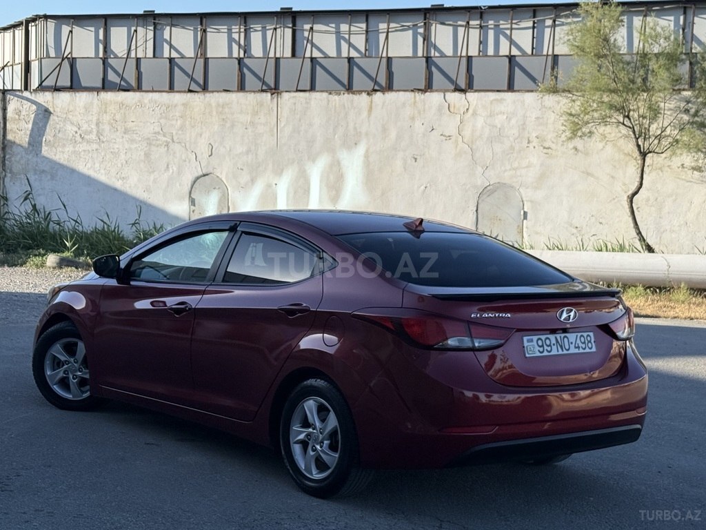 Hyundai Elantra