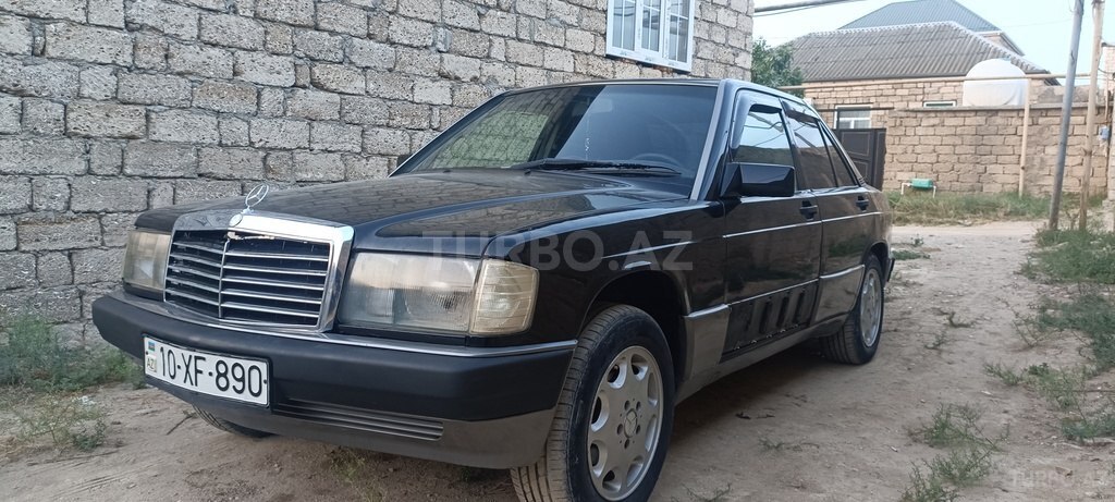 Mercedes 190
