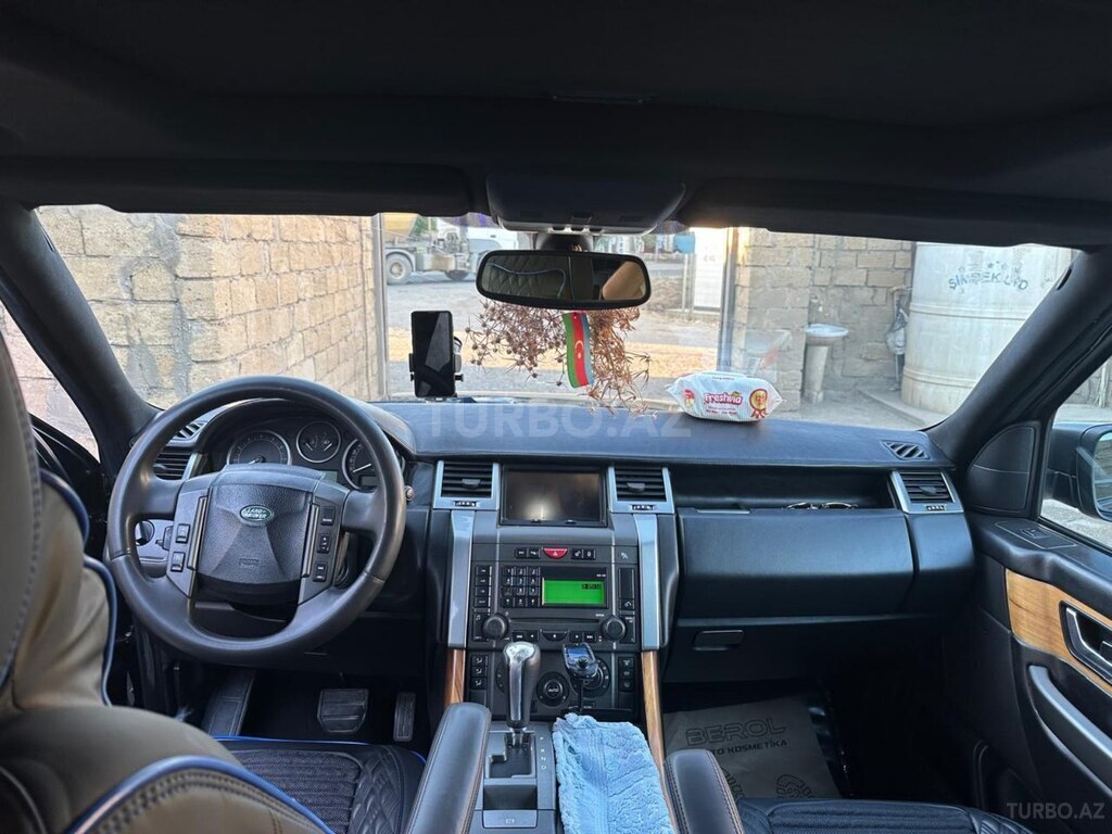Land Rover RR Sport