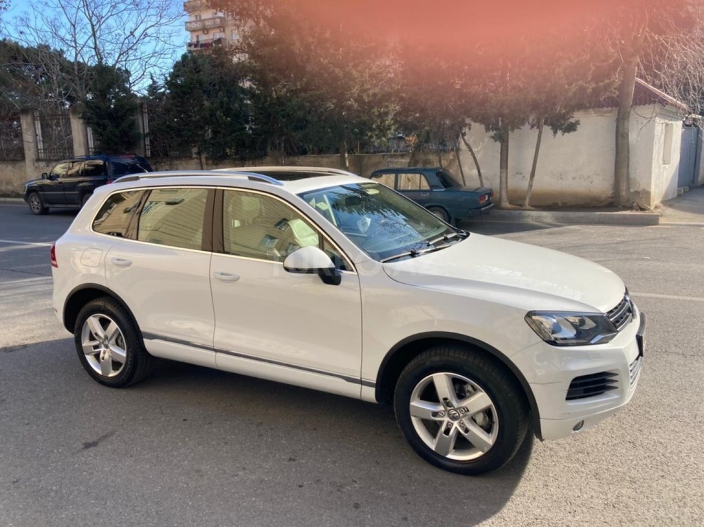 Volkswagen Touareg