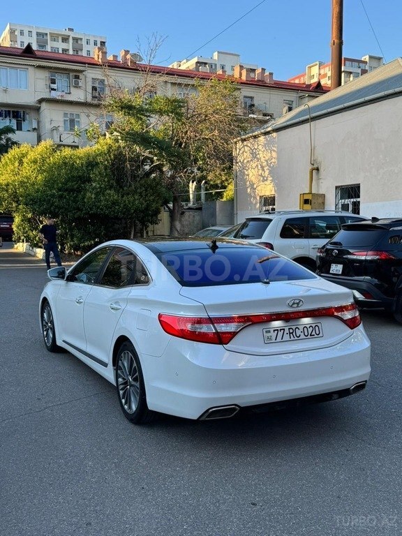 Hyundai Grandeur