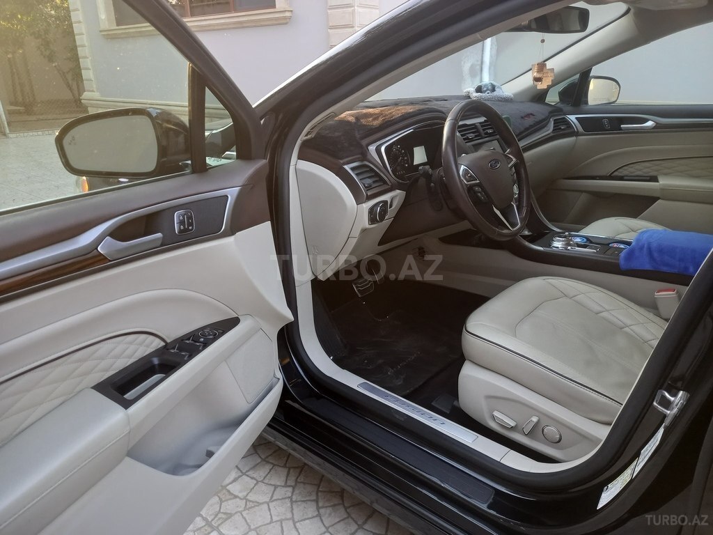 Ford Fusion (North America)