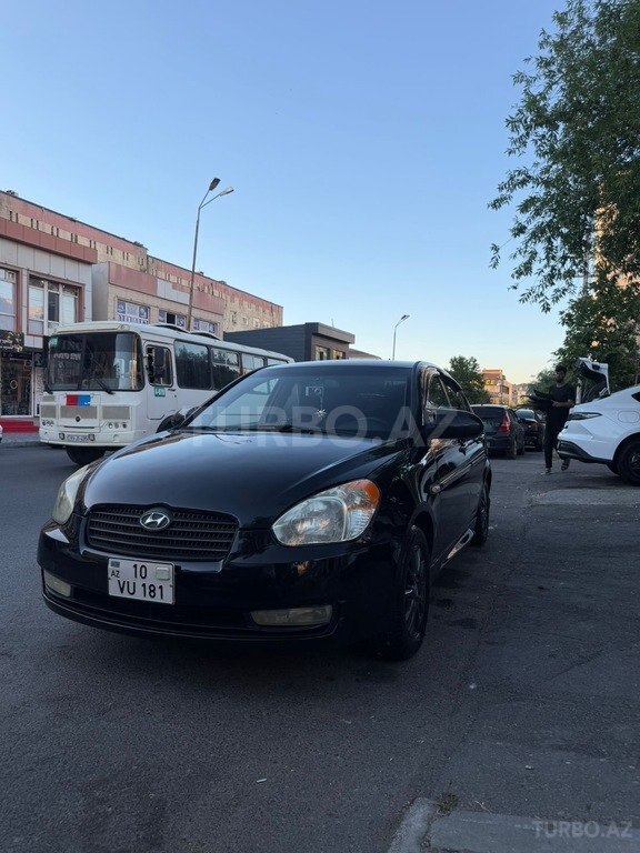 Hyundai Accent