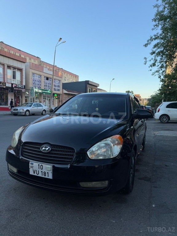 Hyundai Accent