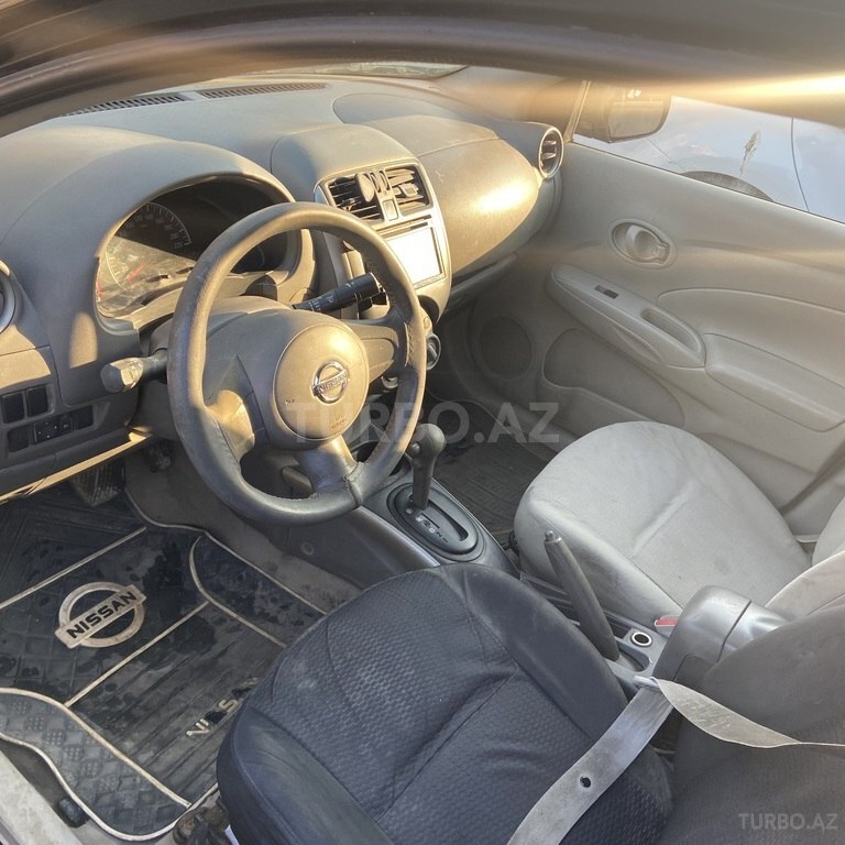 Nissan Sunny