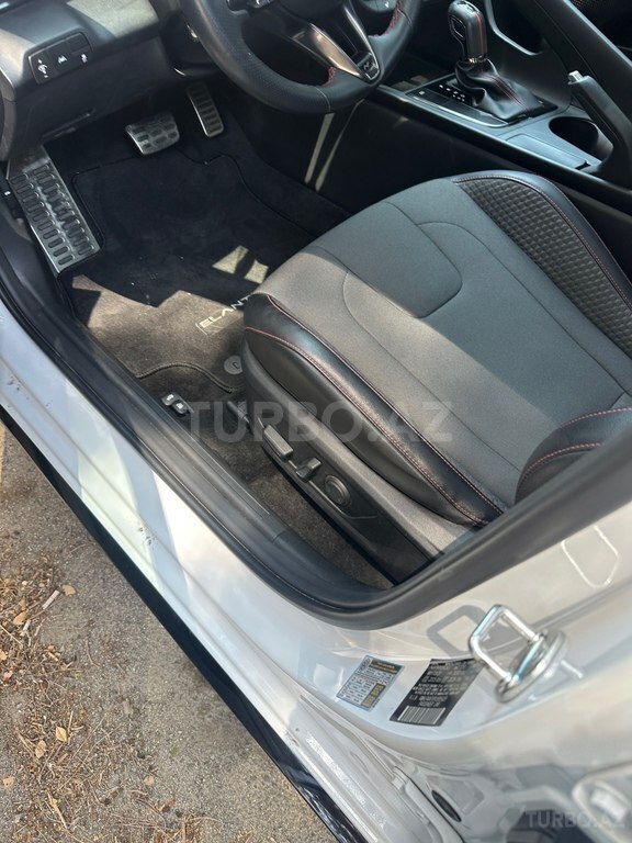 Hyundai Elantra N Line