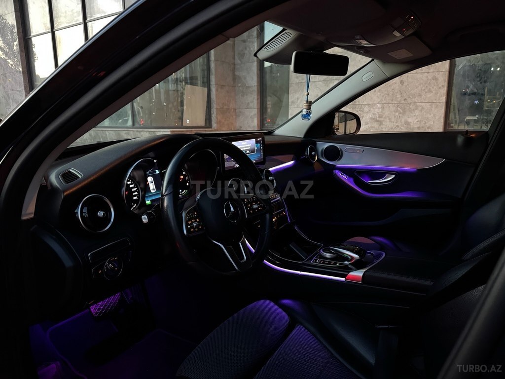 Mercedes C 200