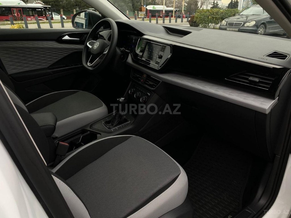Volkswagen Taos