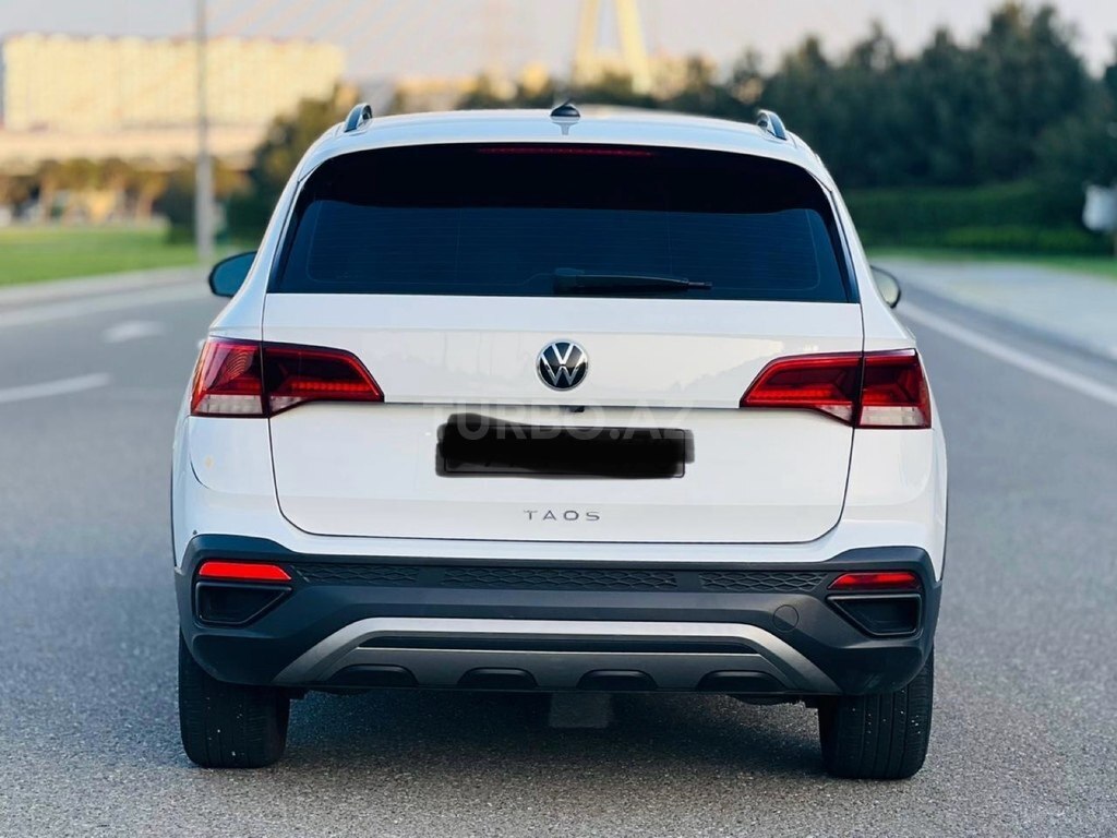 Volkswagen Taos