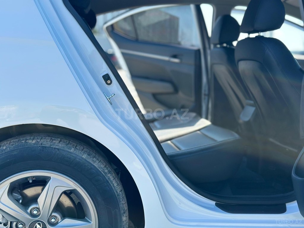 Hyundai Avante