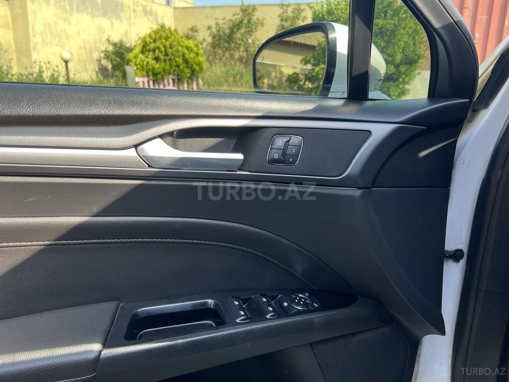 Ford Fusion (North America)