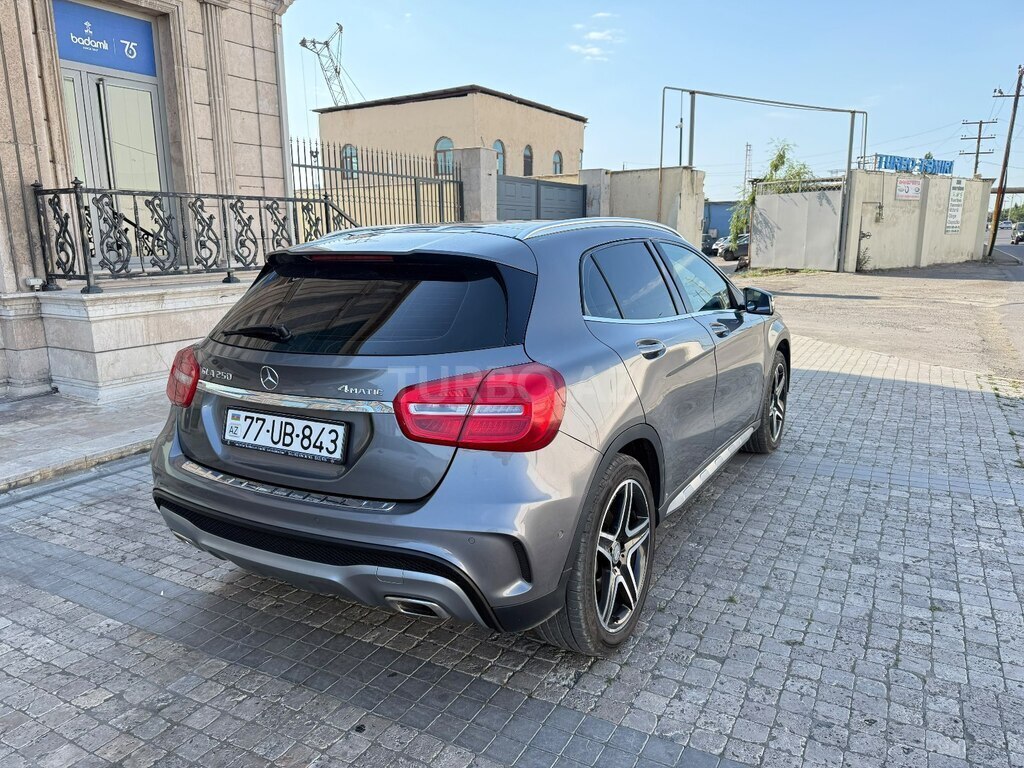 Mercedes GLA 250 4MATIC
