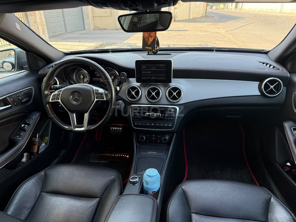 Mercedes GLA 250 4MATIC