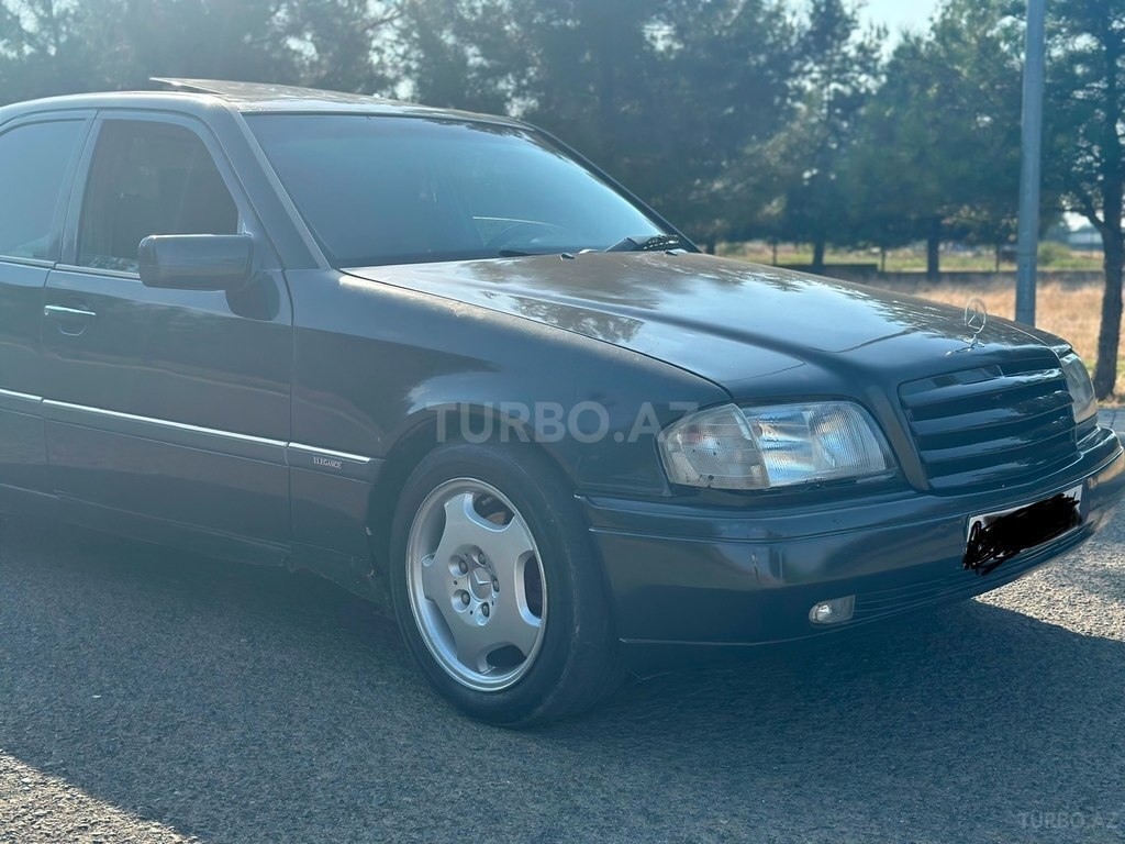 Mercedes C 220