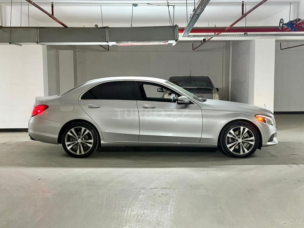 Mercedes C 300