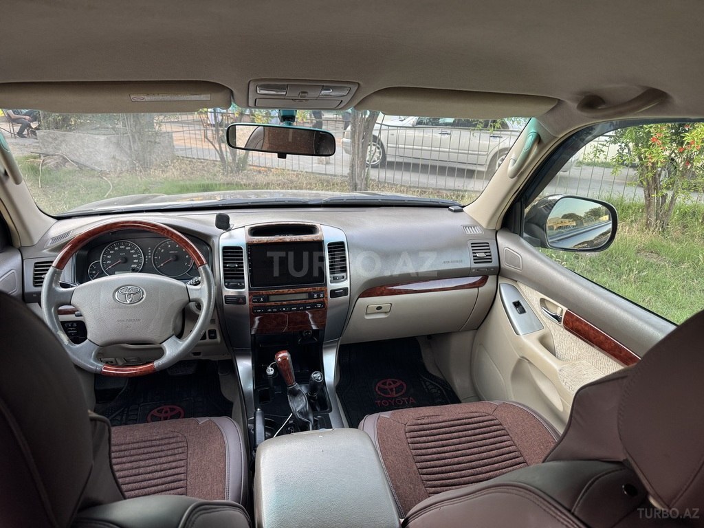 Toyota Land Cruiser Prado