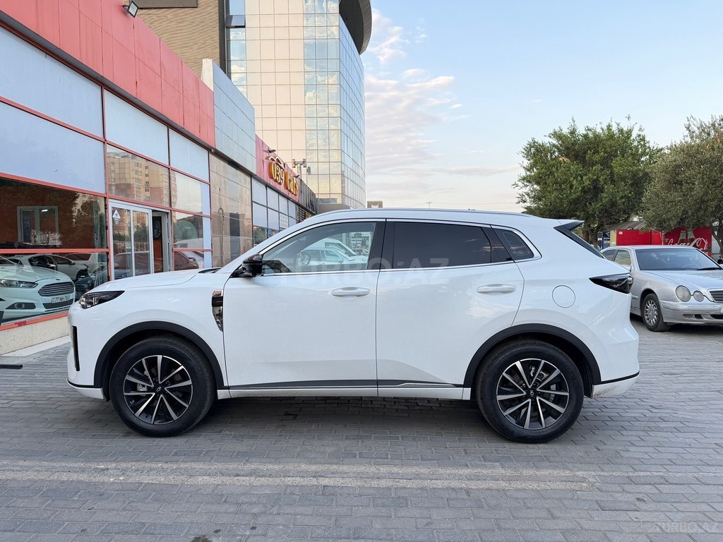 Changan Qiyuan Q05