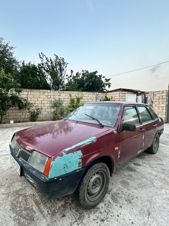LADA (VAZ) 21099