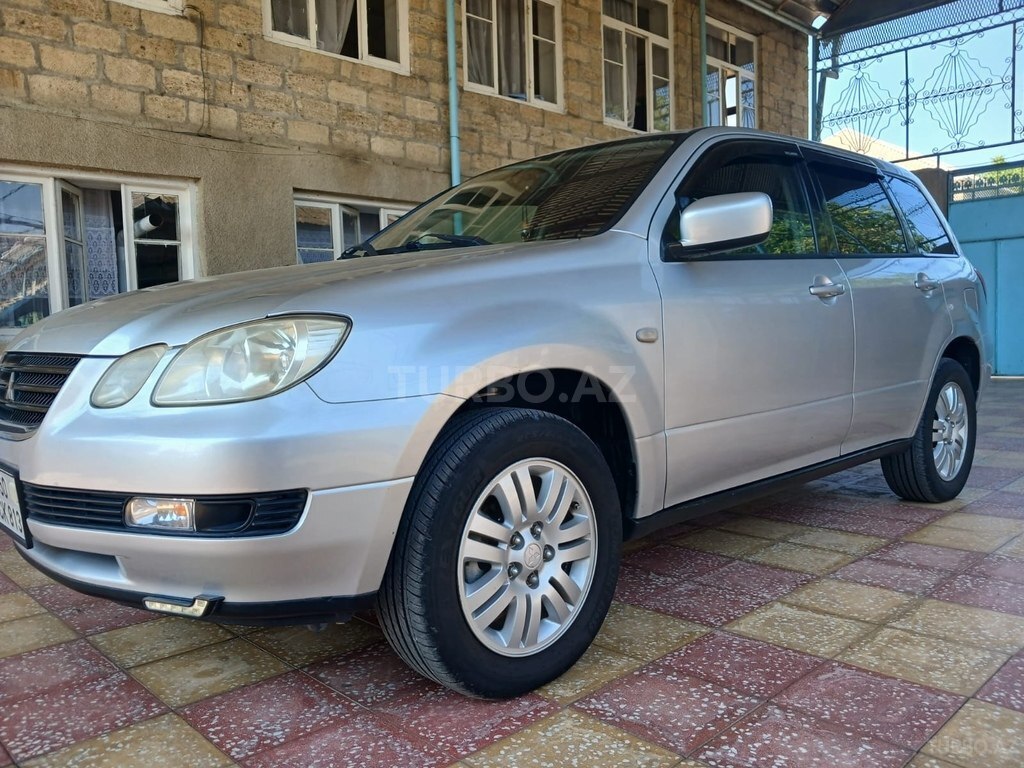 Mitsubishi Airtrek