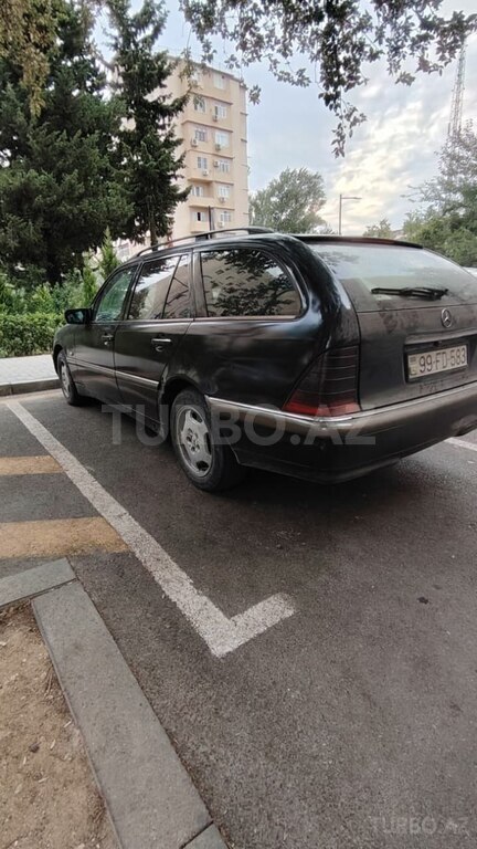Mercedes C 220
