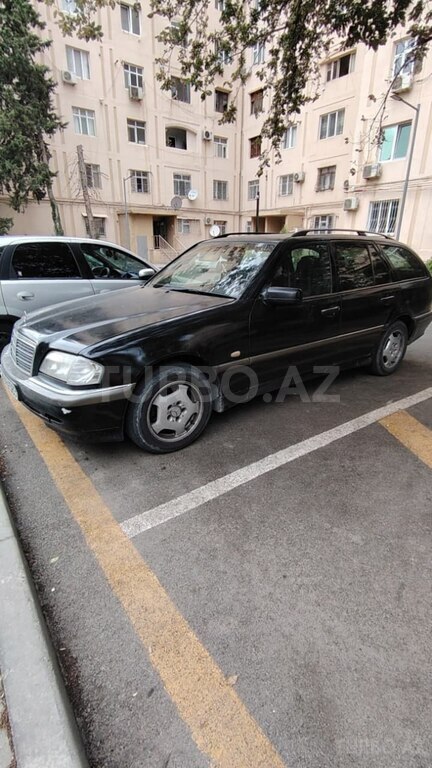 Mercedes C 220