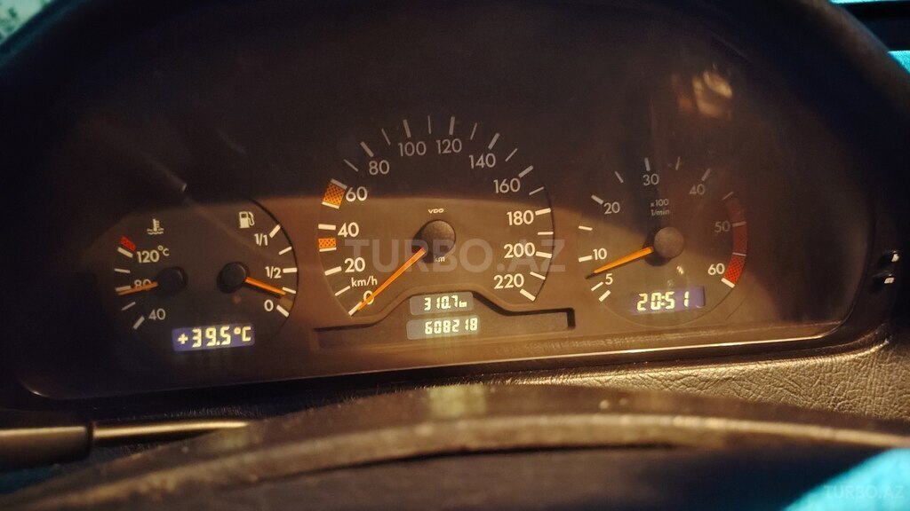Mercedes C 220
