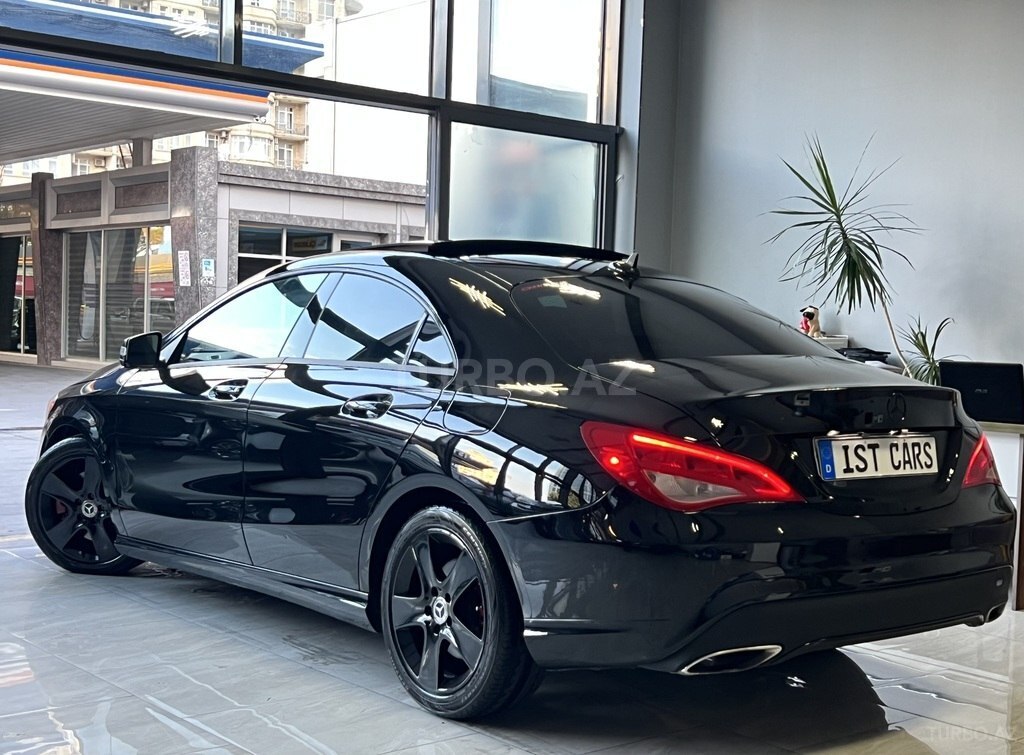Mercedes CLA 250