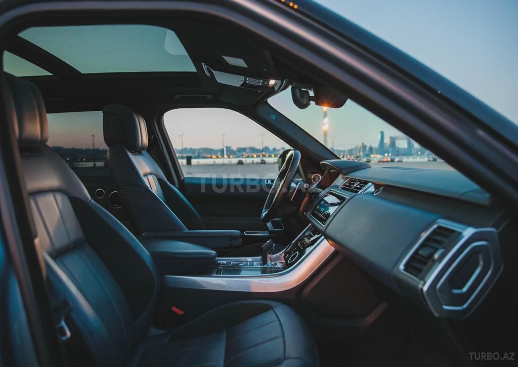 Land Rover RR Sport