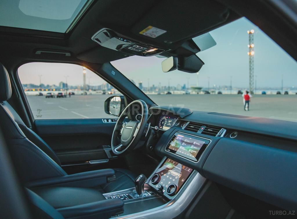 Land Rover RR Sport