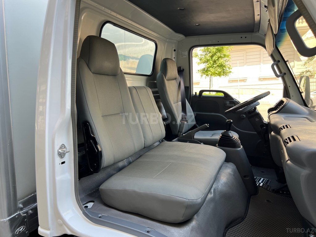 Isuzu NPR 66 L