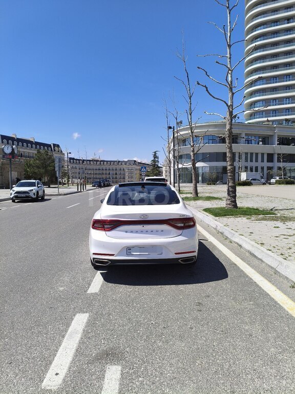 Hyundai Grandeur
