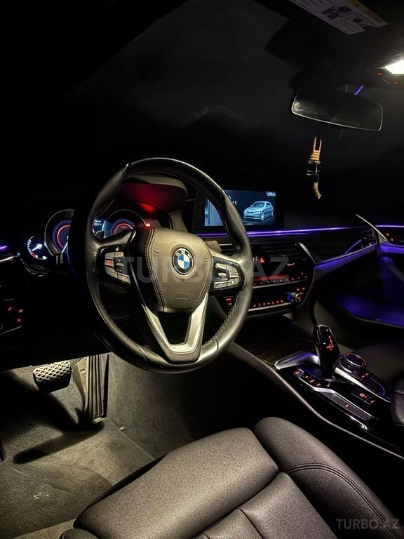 BMW 530e