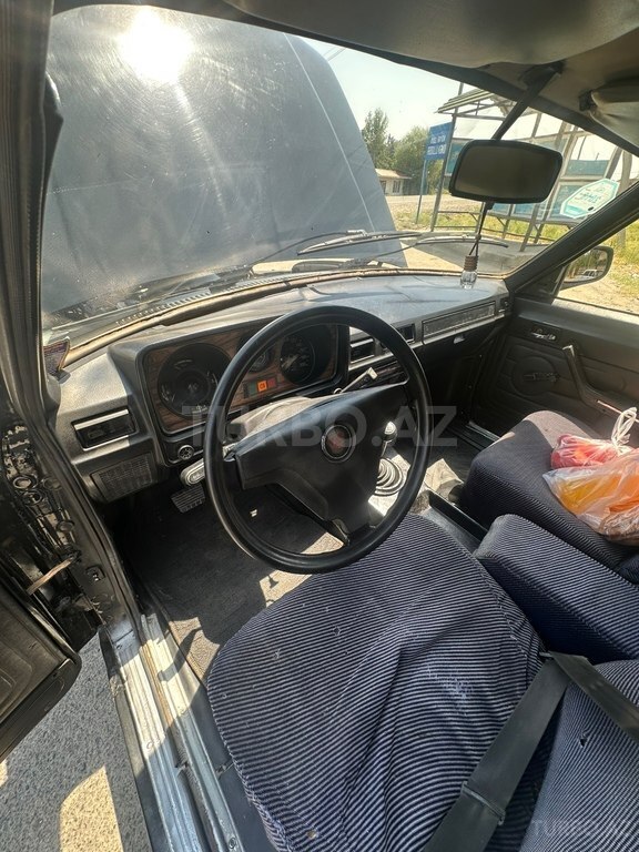 GAZ 31029 "Volga"