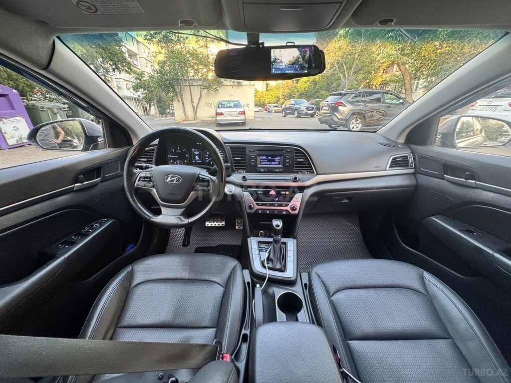 Hyundai Avante