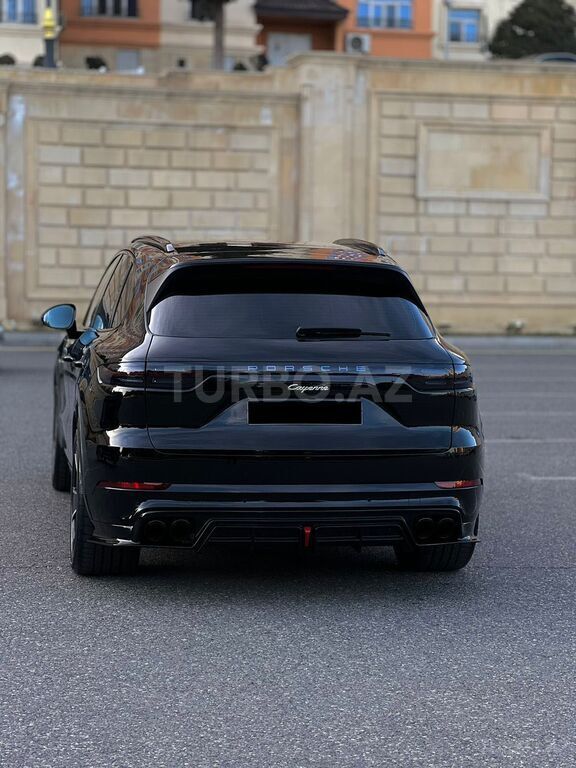 Porsche Cayenne E-hybrid Coupe