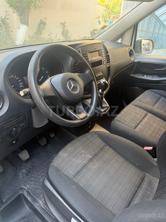 Mercedes Vito