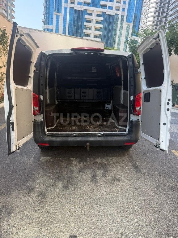 Mercedes Vito