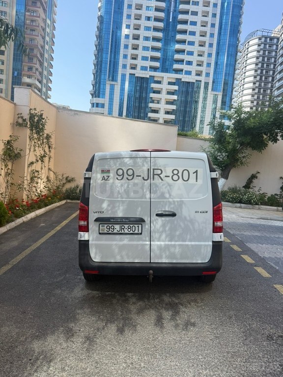 Mercedes Vito