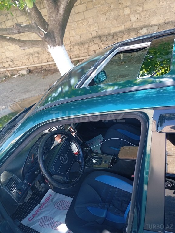 Mercedes C 180