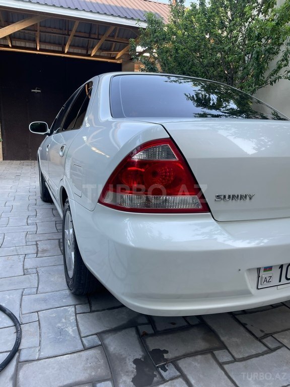 Nissan Sunny