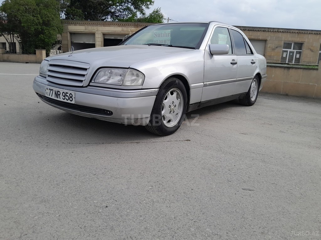 Mercedes C 180