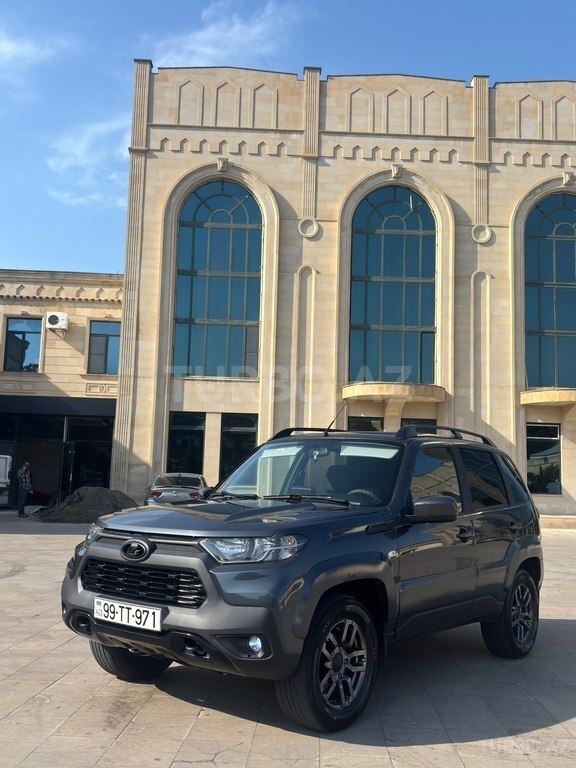 LADA (VAZ) Niva Travel