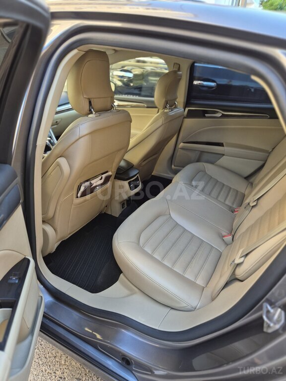 Ford Fusion (North America)