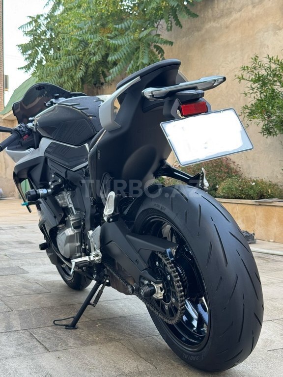 CFMOTO 675 SR-R