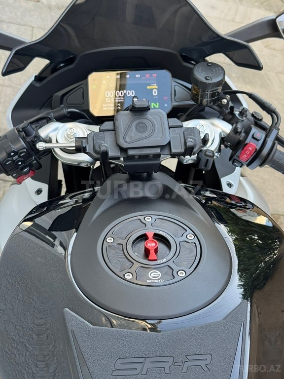 CFMOTO 675 SR-R