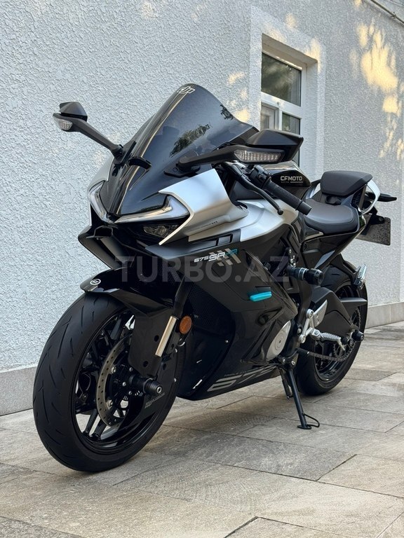 CFMOTO 675 SR-R