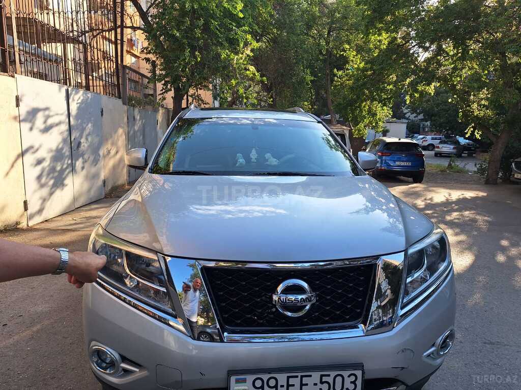 Nissan Pathfinder