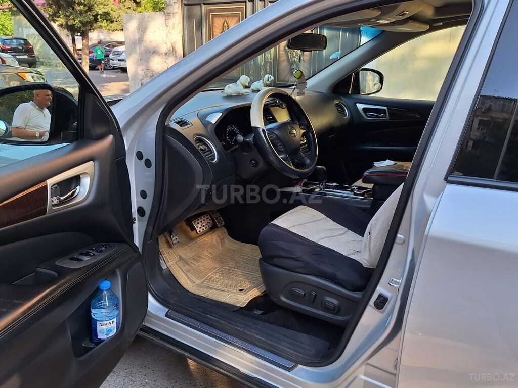 Nissan Pathfinder
